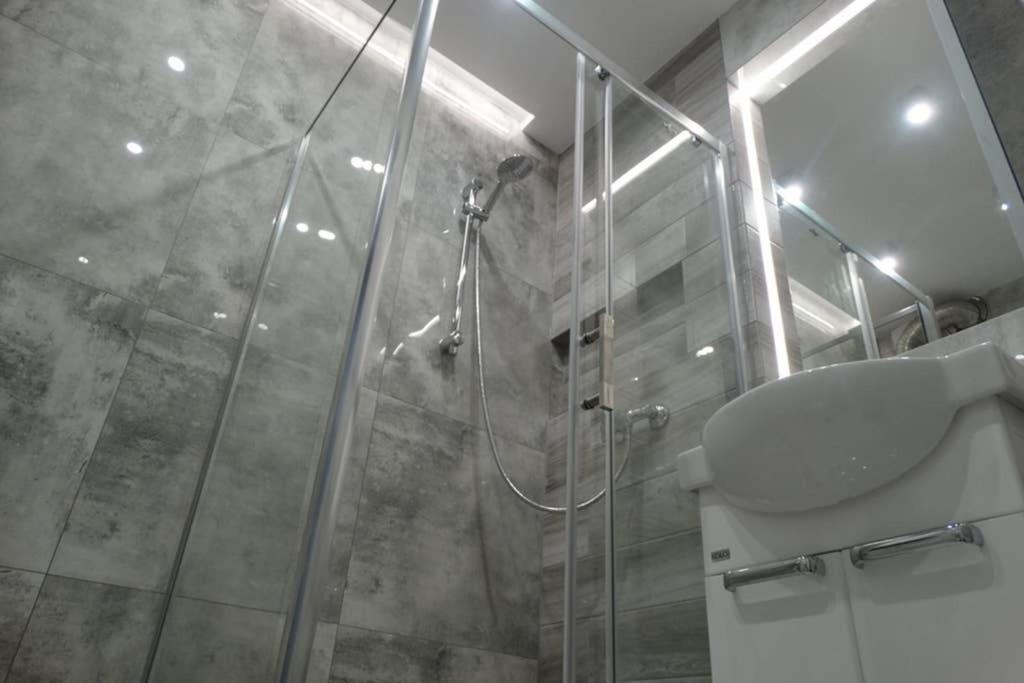 Apartament Lucy - Scisle Centrum Czestochowy Czestochowa Luaran gambar